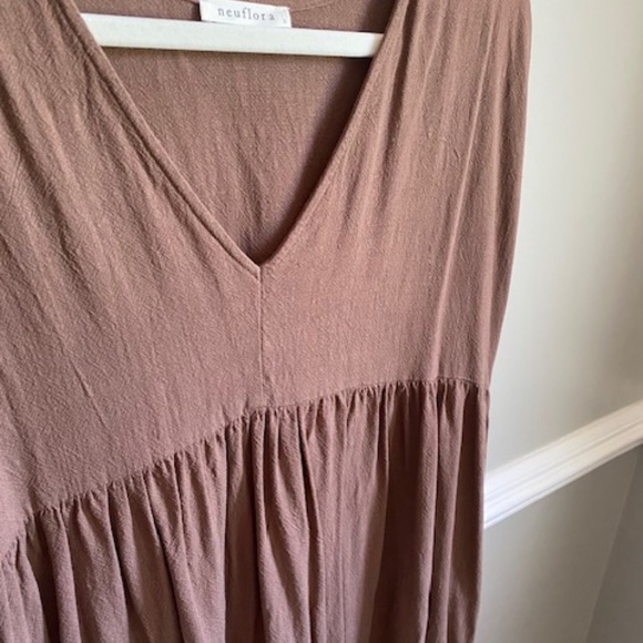 Neuflora Waitsfield Dress - Picture 3 of 4